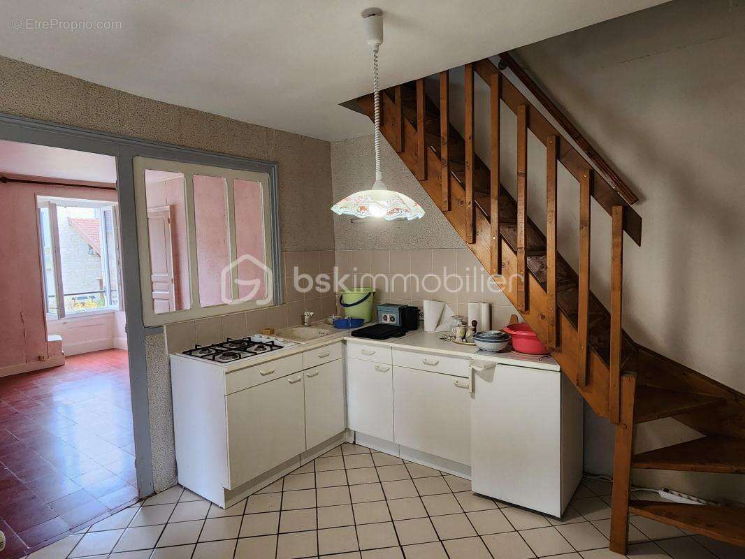Ensemble de 3 lots de caractère à Massangis : 50 000 € - photo 3
