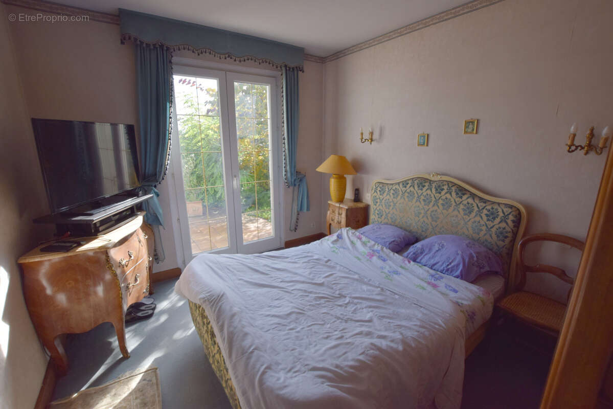 Maison à GRAND-CHARMONT