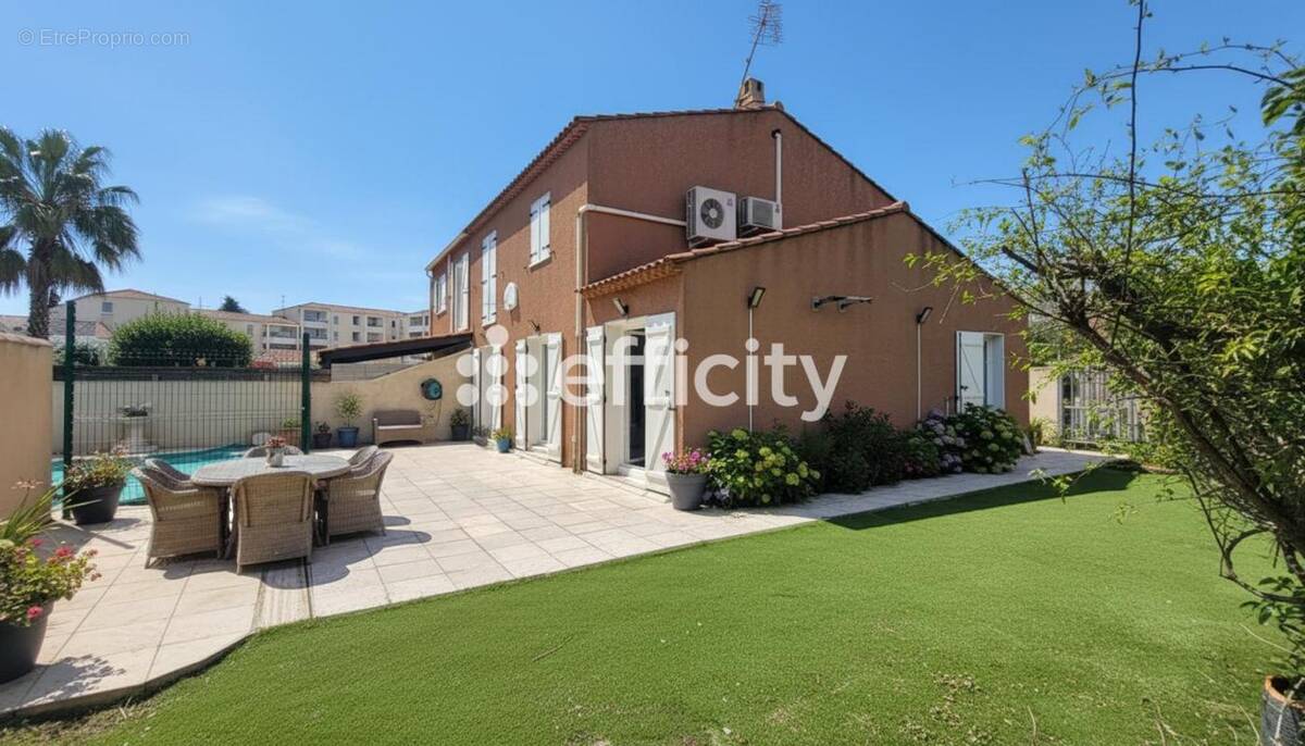 Maison à GIGNAC-LA-NERTHE