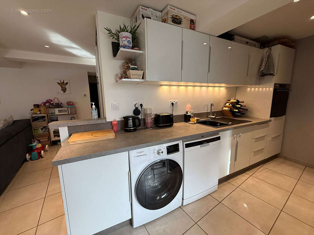 Appartement à VILLENEUVE