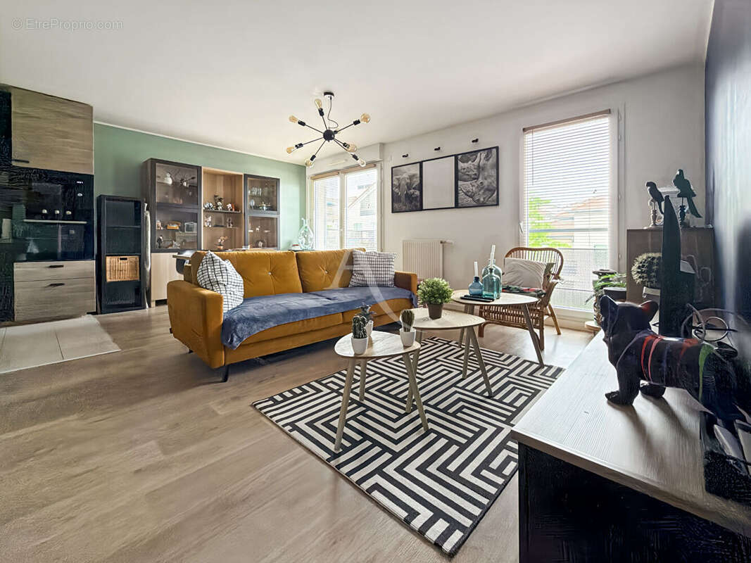 Appartement à VAUREAL