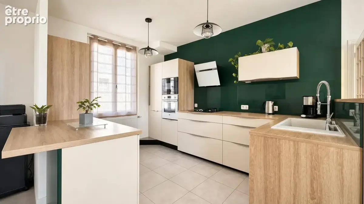 Maison 8 pièces 200 m² - 5 chambres, terrain 686 m² - Saint-Avertin - photo 6