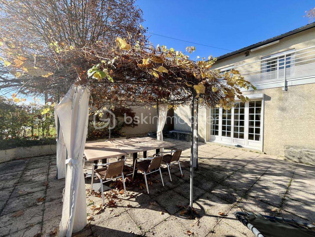 Maison à PEYZIEUX-SUR-SAONE