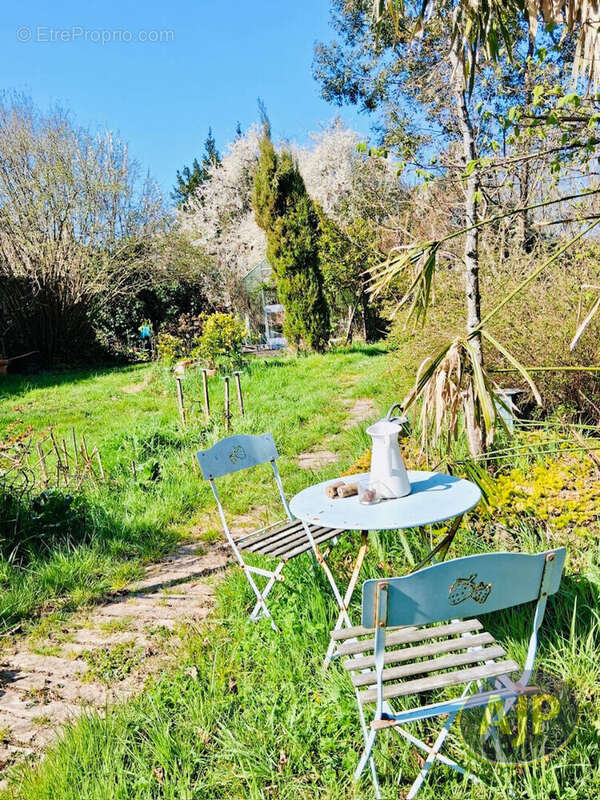 Maison à SAINT-CHRISTOLY-MEDOC