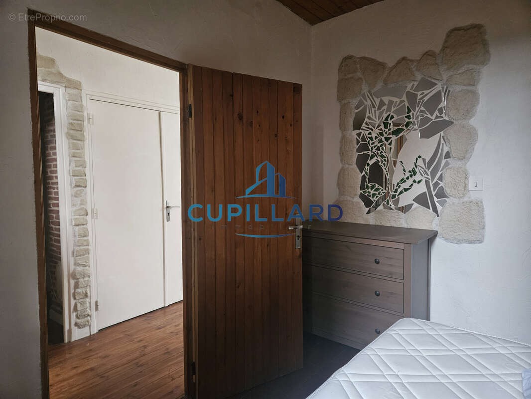 Appartement à LE COTEAU