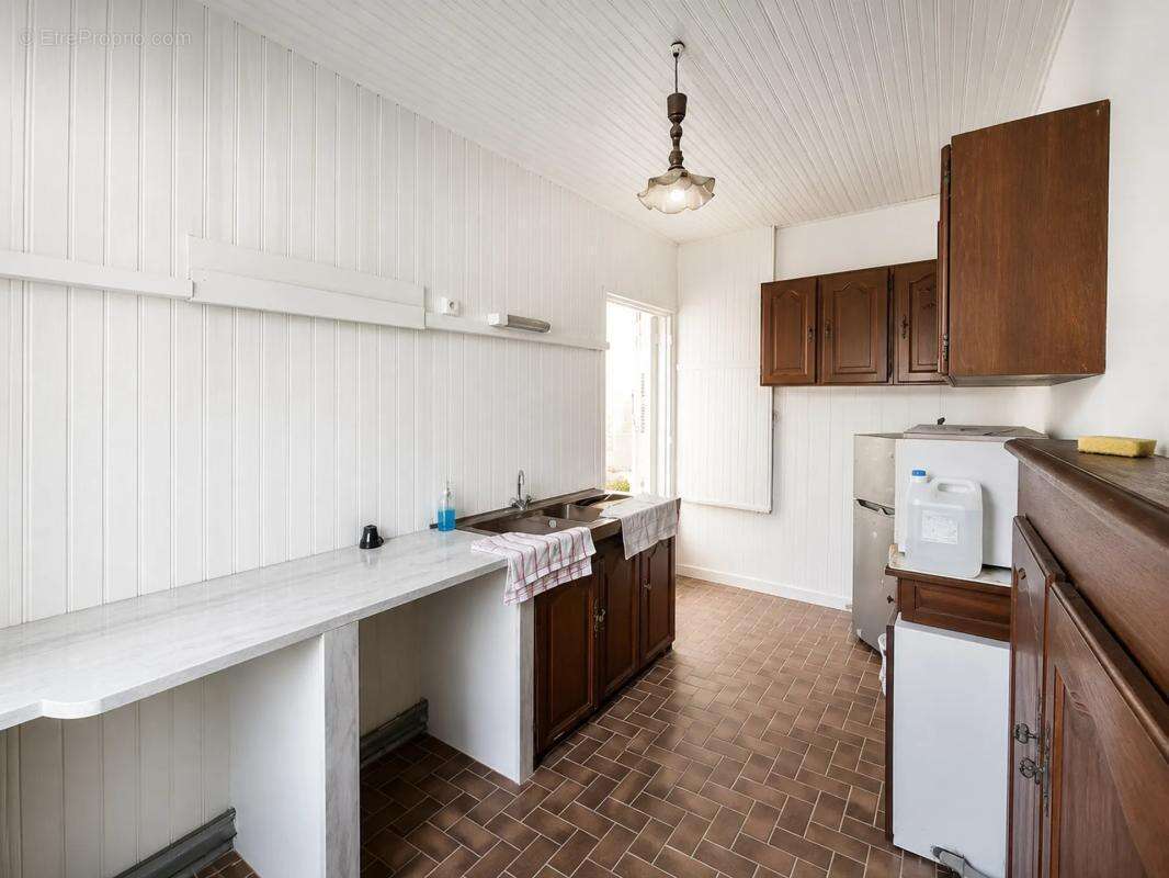 Maison de 3 pièces, 75 m² à Verrières - photo 4