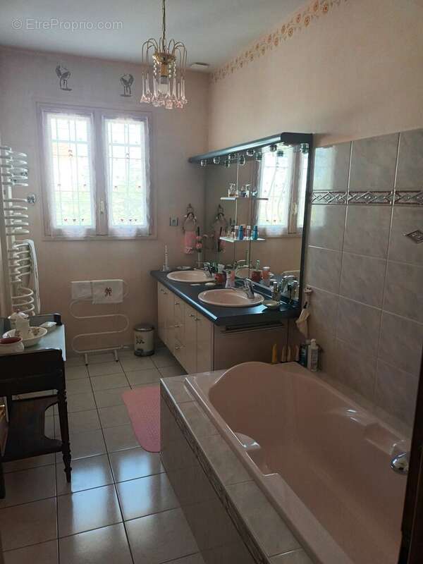 Maison à MONTCEAU-LES-MINES