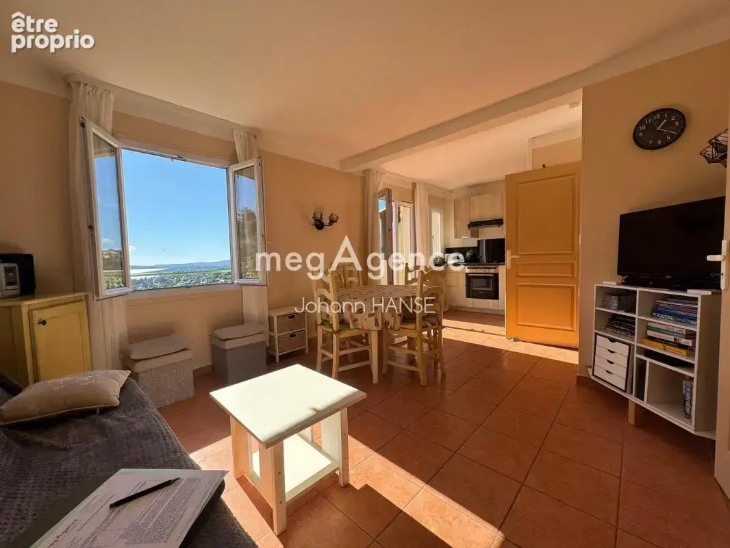 Les Issambres – Vue mer – T2 rénové avec balcon – Piscine et tennis - photo 6