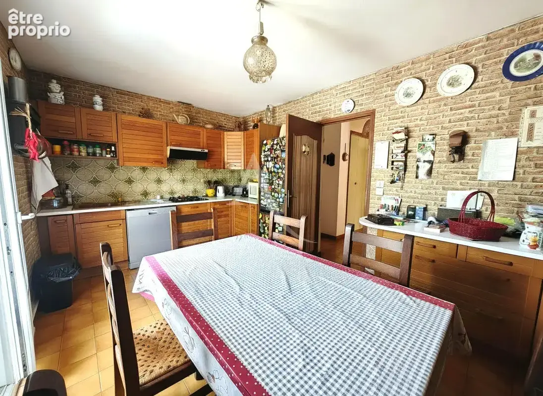 Maison La Crau 5 pièce(s) 117 m2 - photo 4