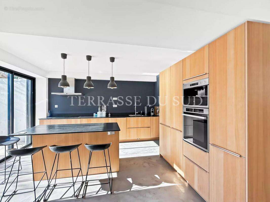 Maison à MARSEILLE-13E