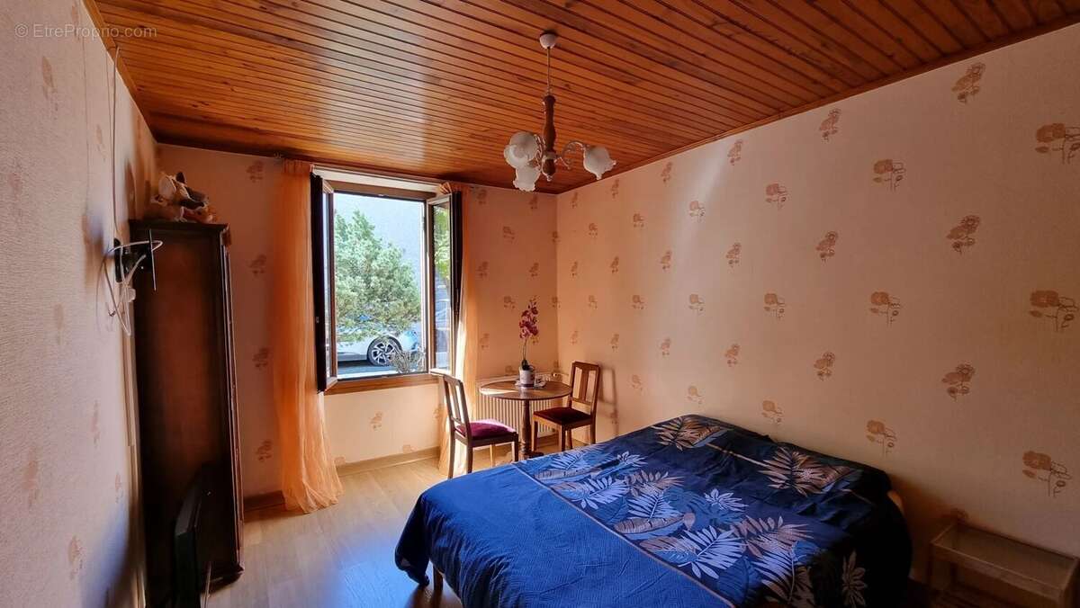 Maison en pierre avec dépendances et 4,8 hectares — Gros potentiel entre Monségur et La Réole - photo 7