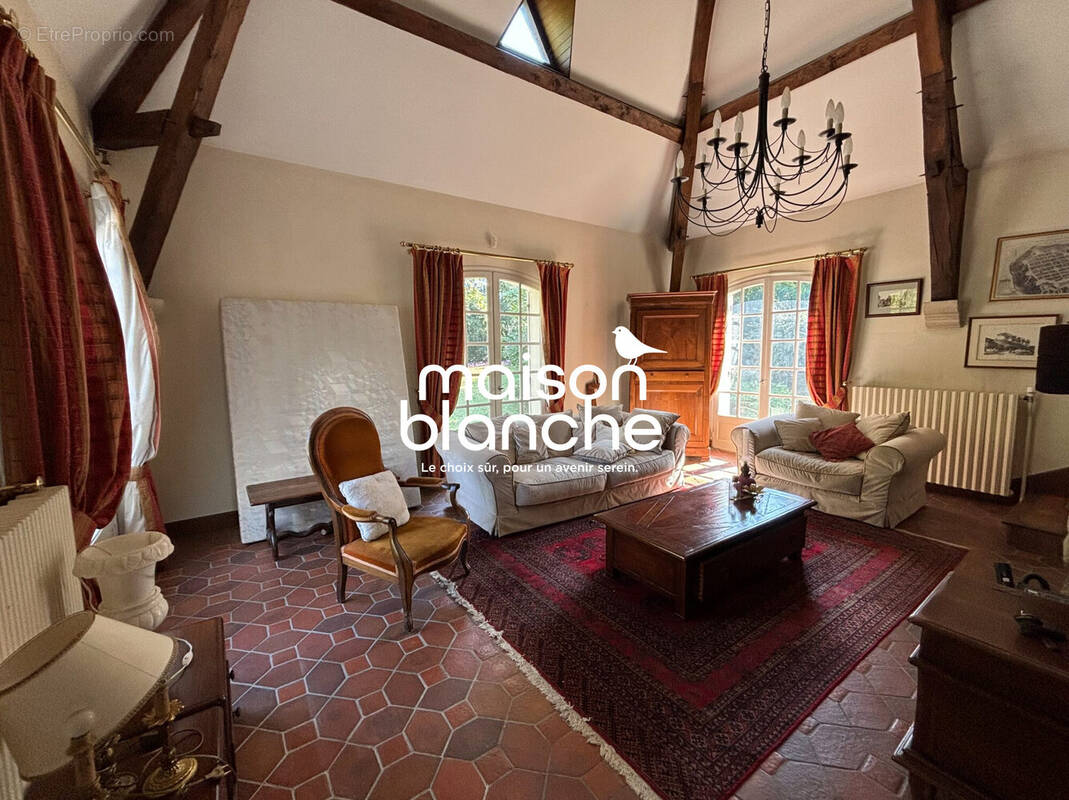 Maison à BOUCHEMAINE