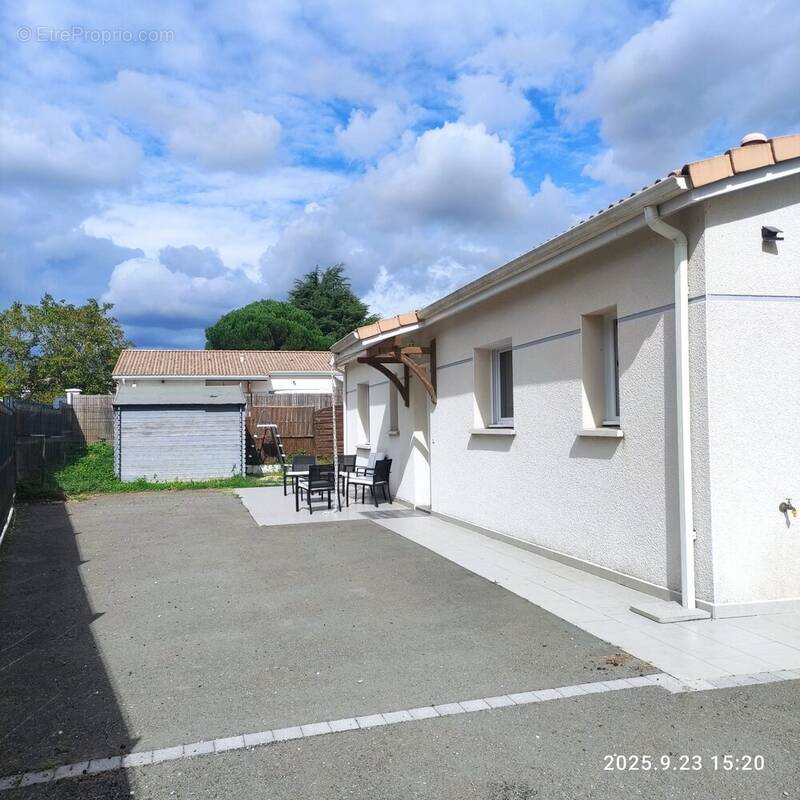 Maison à SAINT-SULPICE-ET-CAMEYRAC