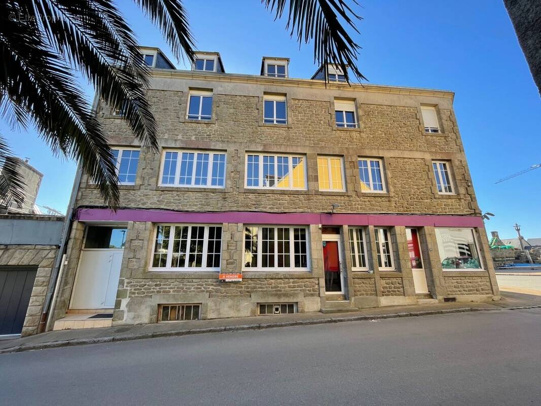 Appartement à PLOMODIERN