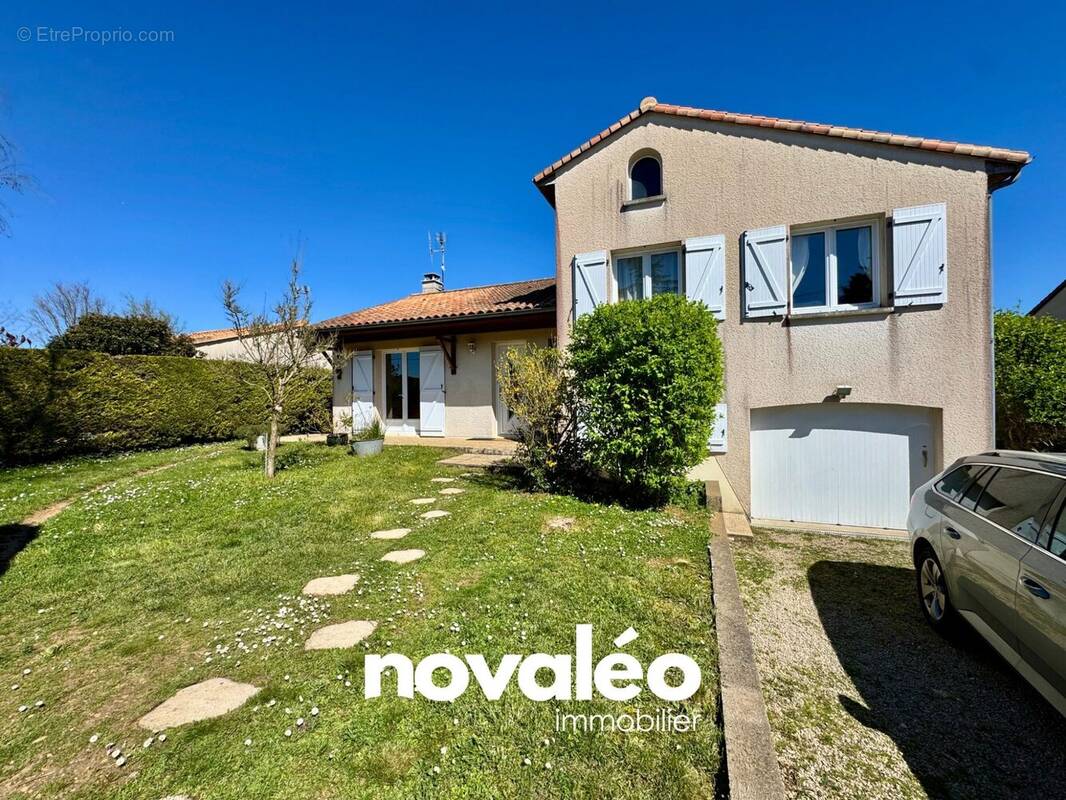 Maison à MIGNE-AUXANCES