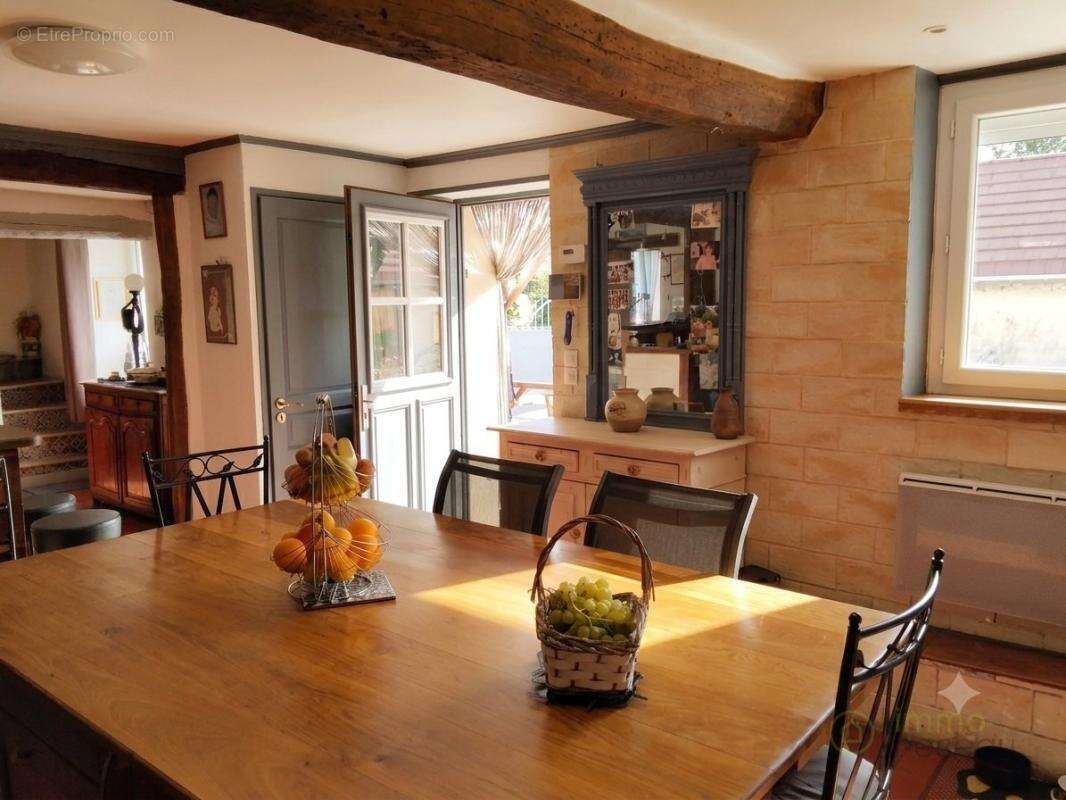 Maison 5 pièces 139 m² à vendre à Cernoy (60190) - photo 4