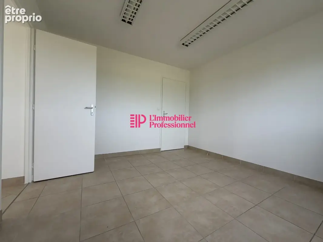 Commerce 340 m² à vendre à Languidic (56440) - photo 6