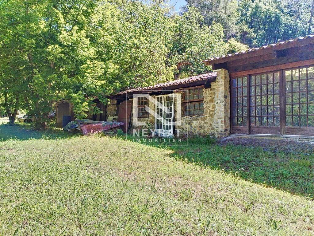Tourrettes - basrtides - piscine - riviere - source - 17.000m² de terrain - photo 15