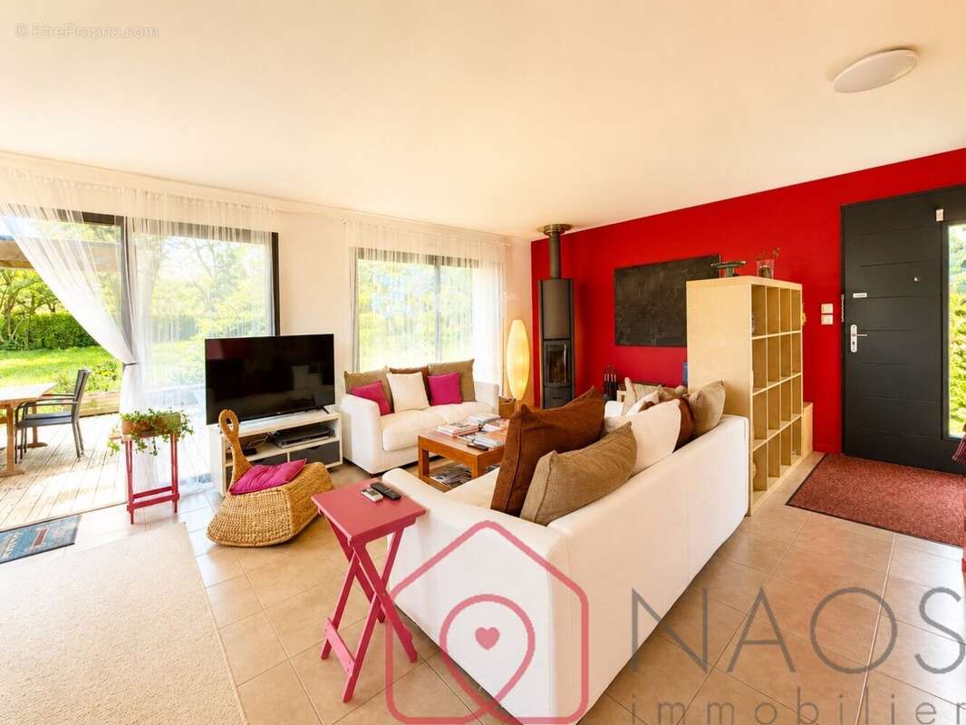 Maison contemporaine au cur du Golf du Tronchet  DPE A  Aucun travaux - photo 5