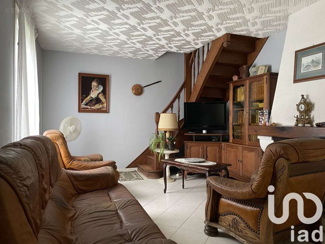 Photo 5 - Maison à JUVIGNY