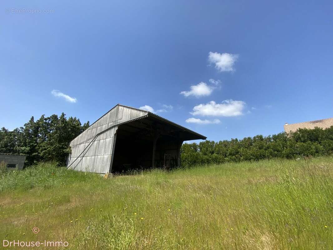 Maison à CROISILLES