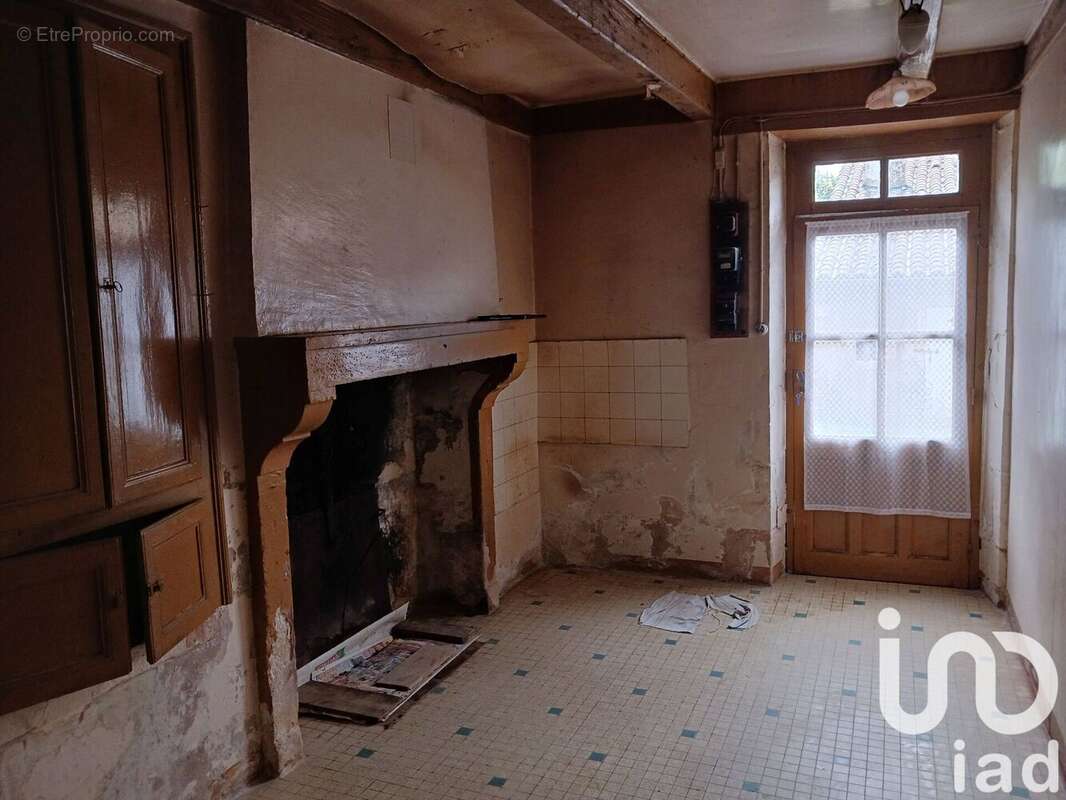 Maison 40 m² à Saint-Secondin  - photo 8