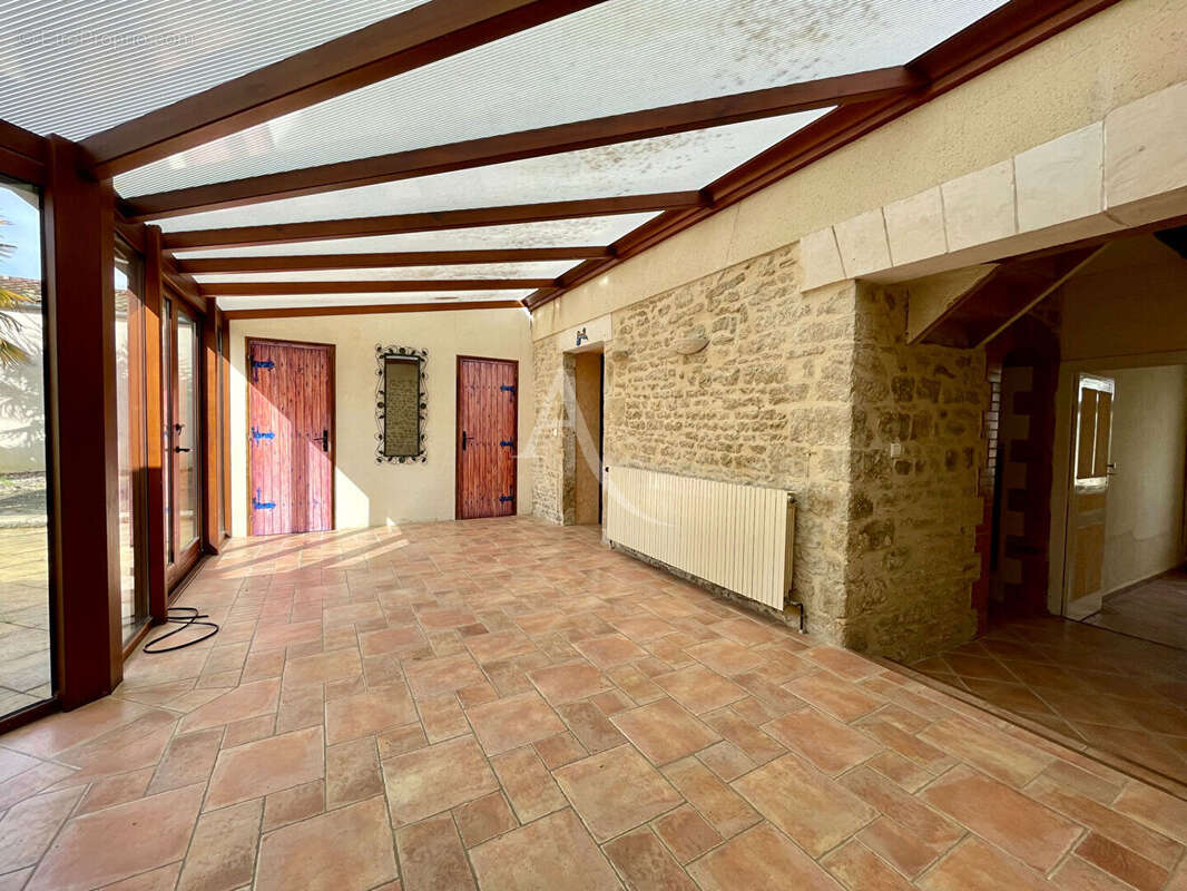Maison à SAINT-MICHEL-EN-L'HERM