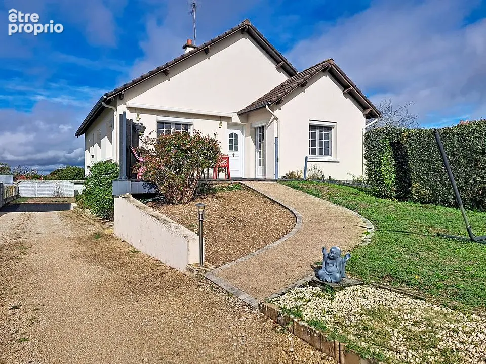 Maison 134m² à Targe - photo 1