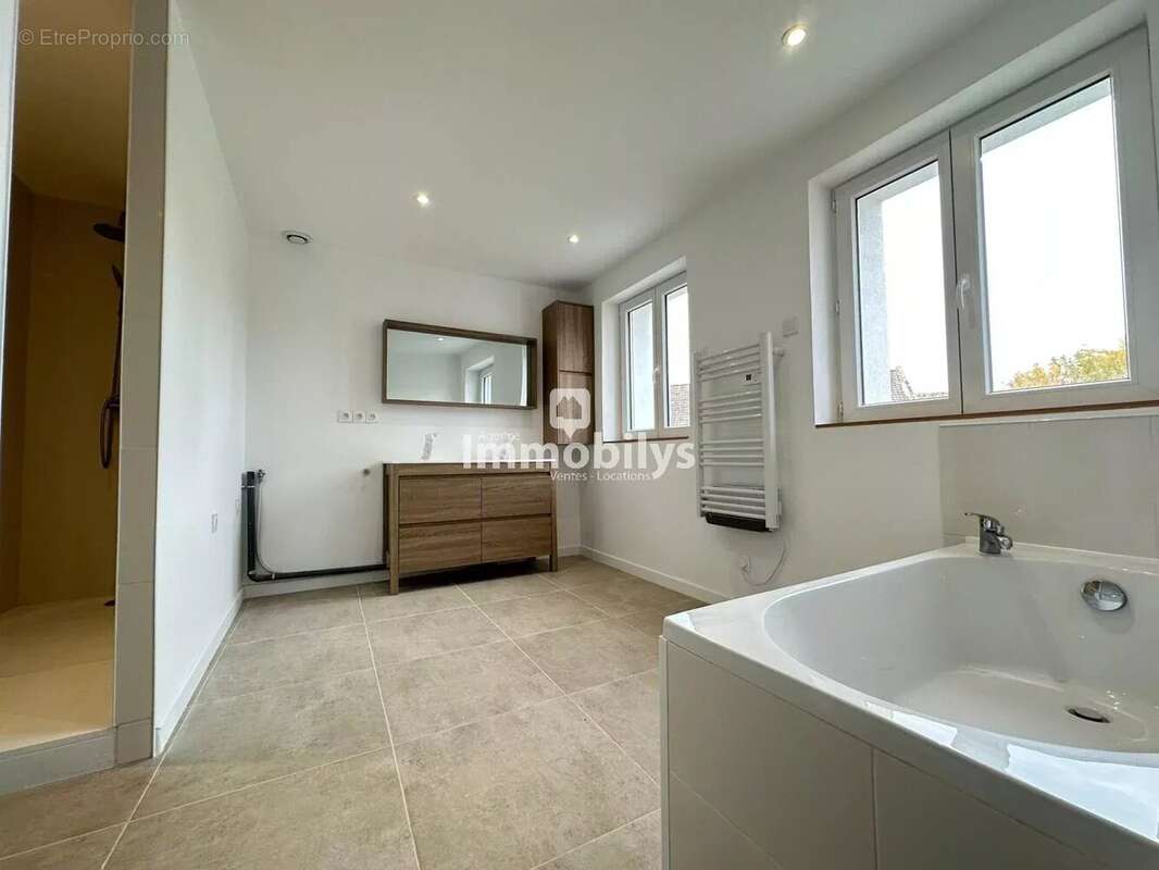 Maison à PECQUENCOURT