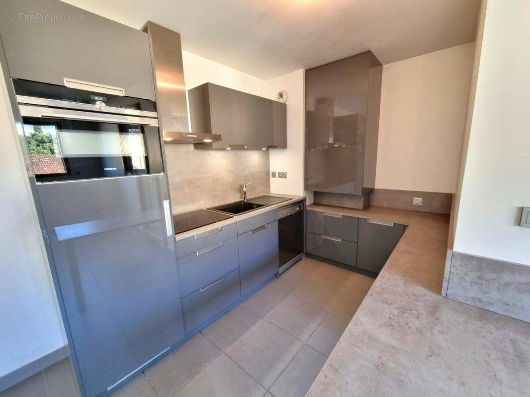 Appartement à LYON-3E