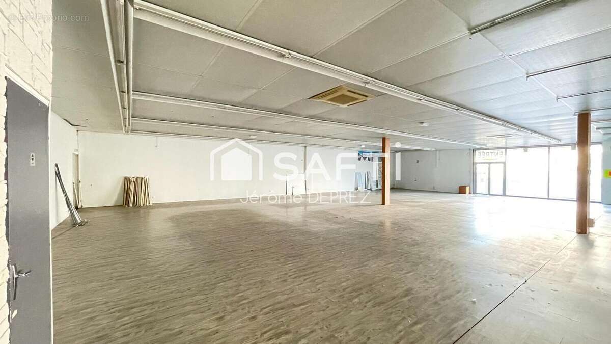 Photo 5 - Commerce à LUCON