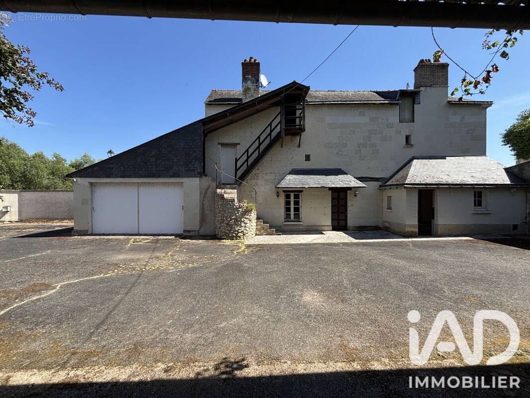 Photo 1 - Maison à SOUZAY-CHAMPIGNY