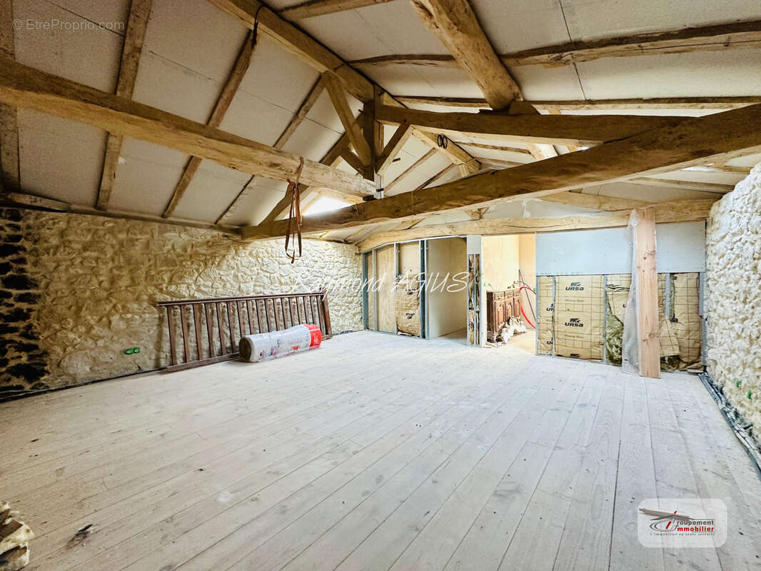 Charmant maison en pierre de 3 chambres avec une vue imprenable - photo 17