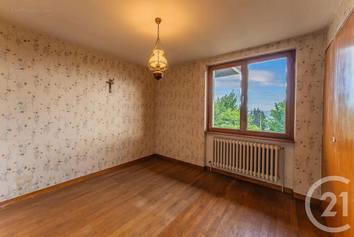 Maison à SAINT-PAUL-EN-CHABLAIS