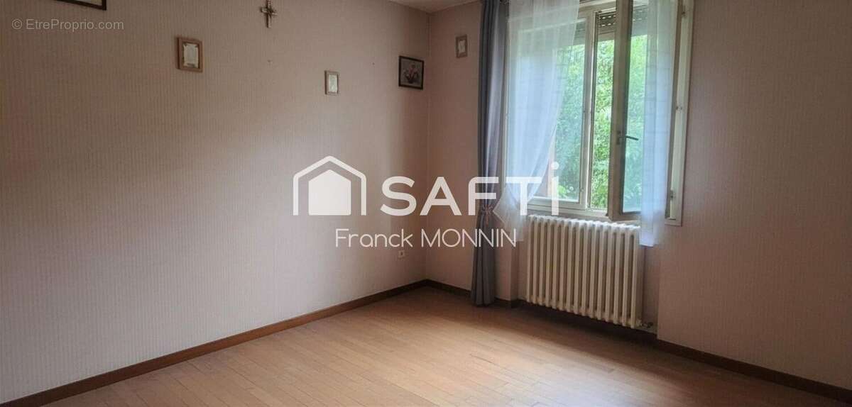 Photo 5 - Maison à COUTRAS