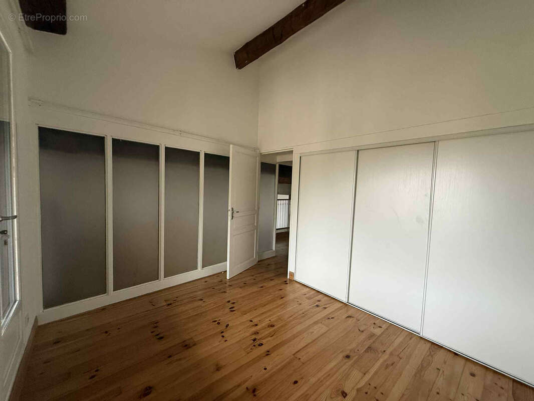 Appartement à CARCASSONNE