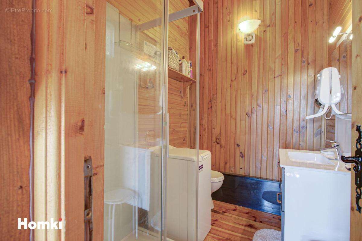 Maison à LES ANGLES