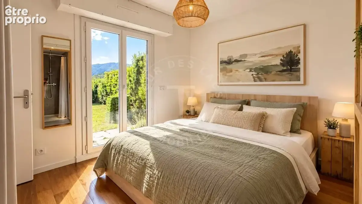 Talloires, Beau 2 pièces à vendre avec vue lac et montagnes - photo 4