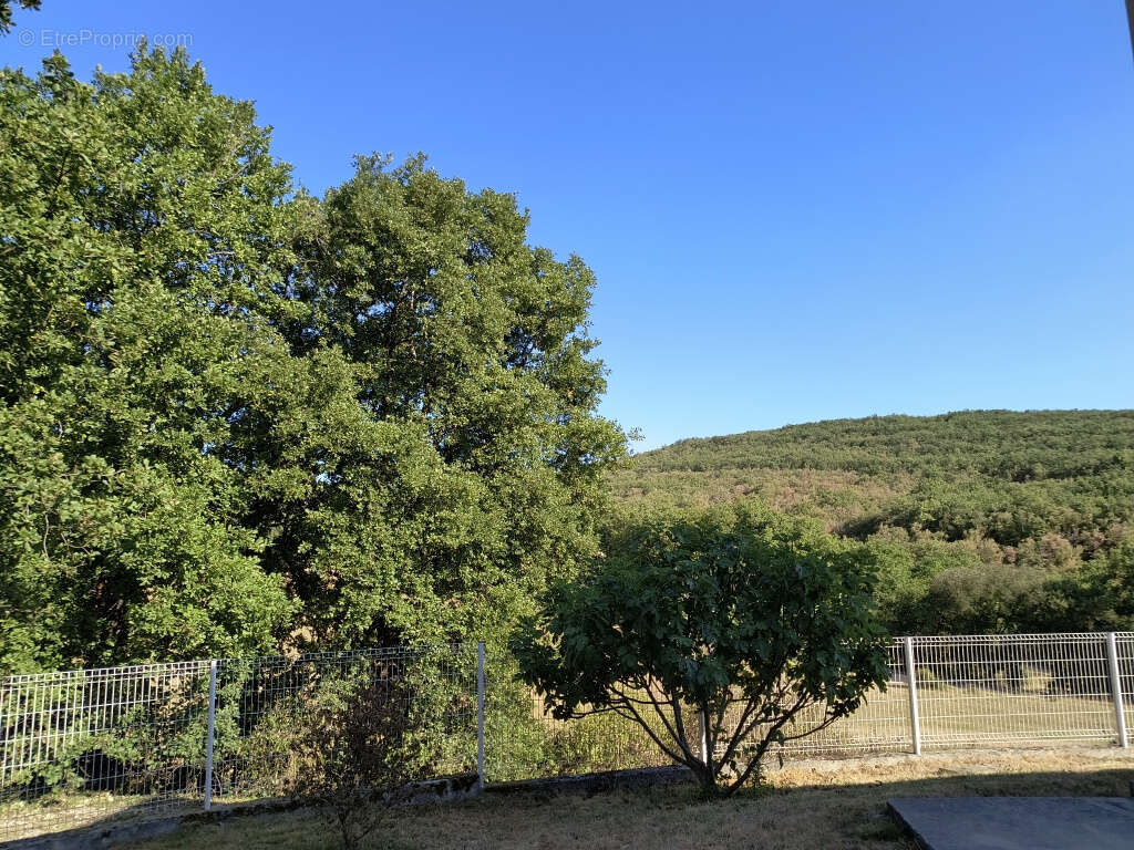 Villa récente plain-pied terrasse vue dégagée - photo 2