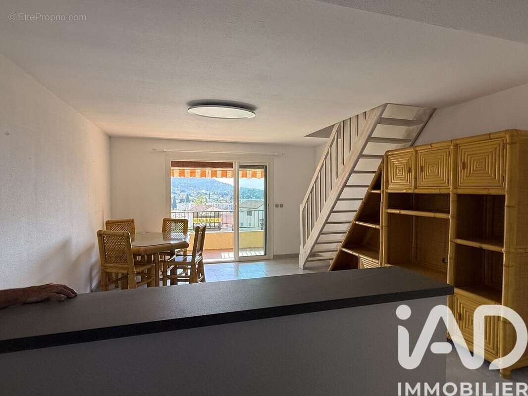 Appartement 60 m² à Carqueiranne  - photo 5