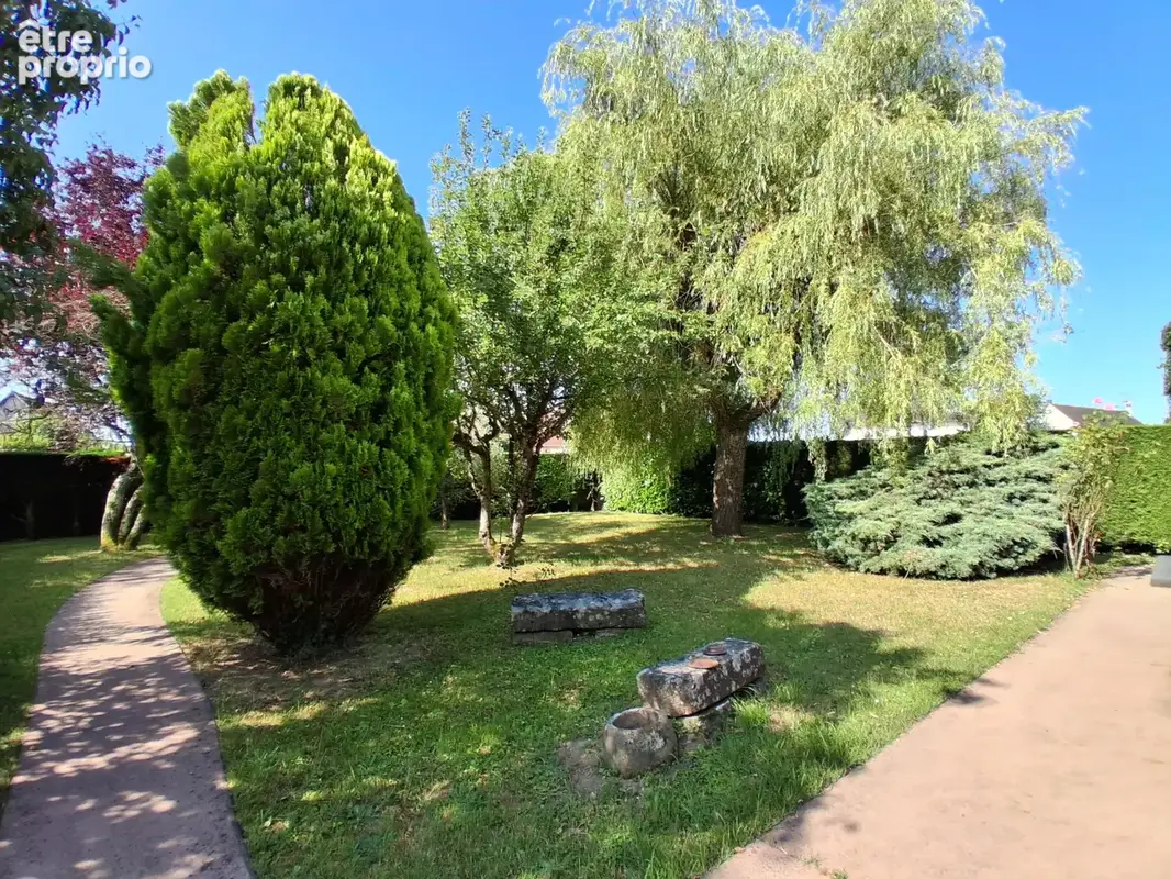 Pavillon avec garage, jardin clos et arboré - photo 17
