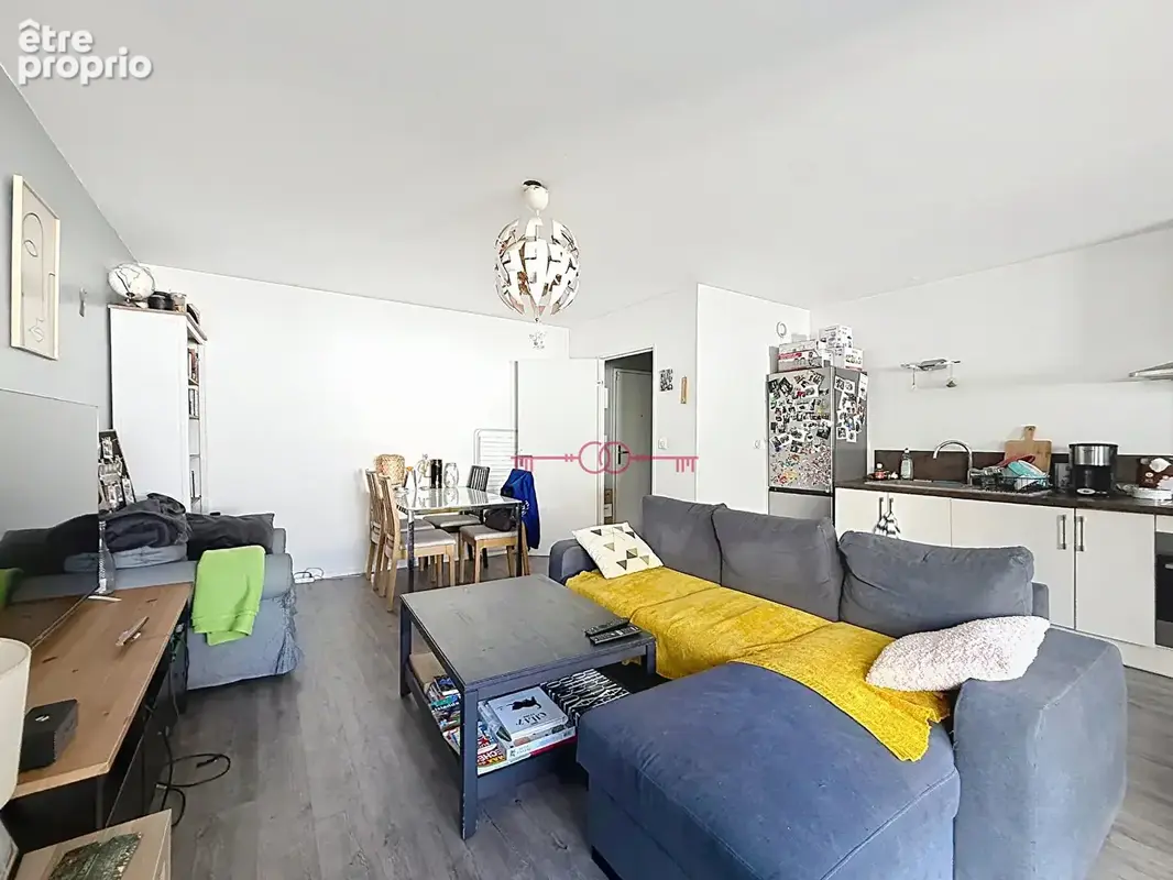 Appartement Reims 2 pièce(s) 53 m2 - photo 7