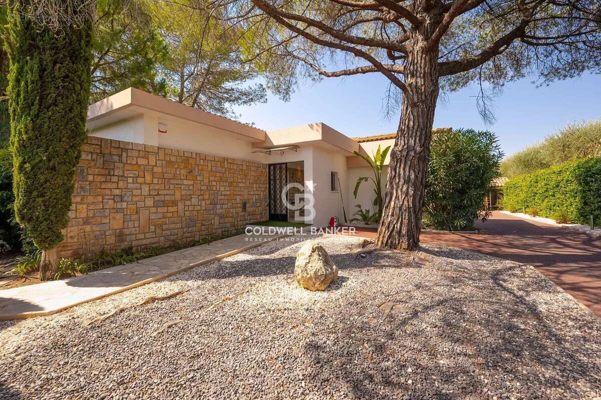 Maison à MOUGINS