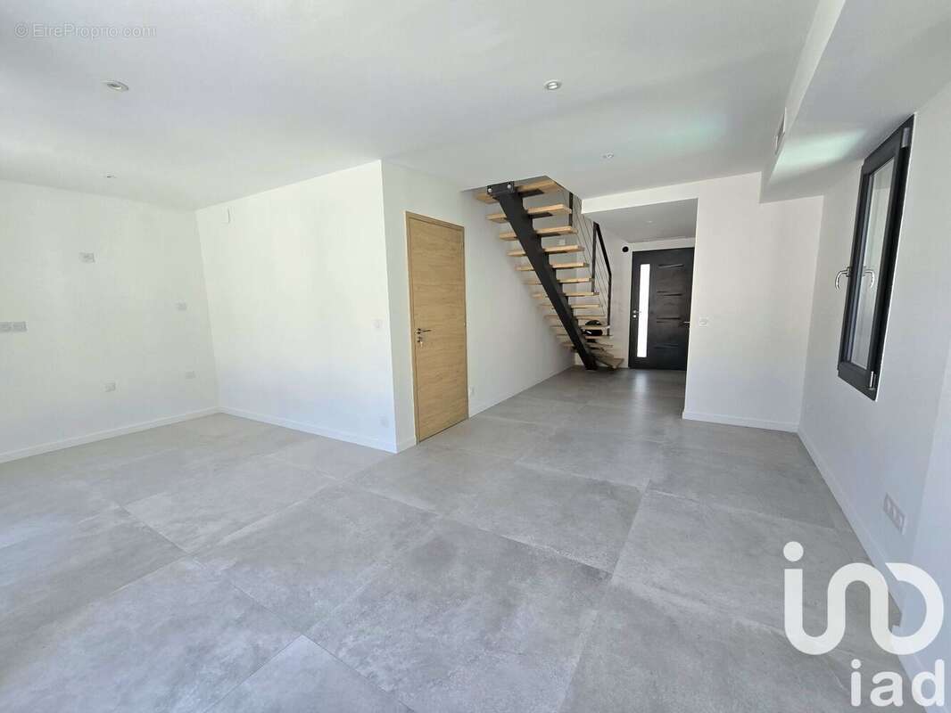 Photo 3 - Appartement à MARSEILLE-16E