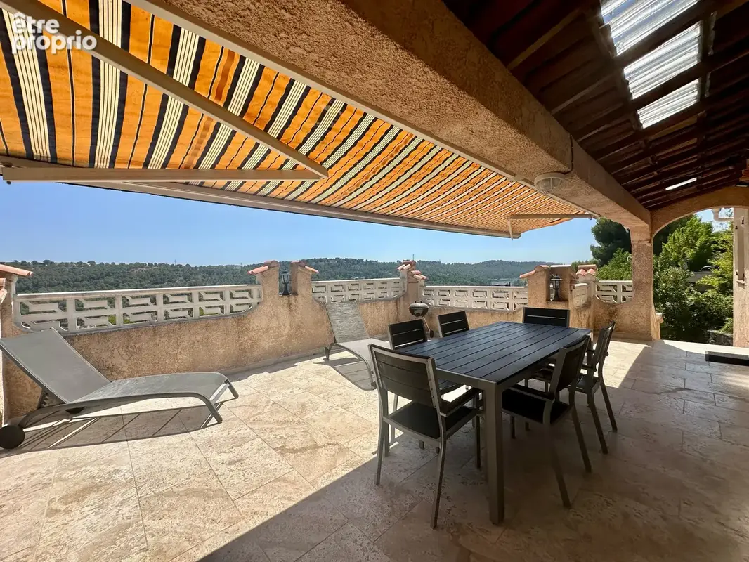 Sur les hauteurs de Carnoux : Villa type 5 avec piscine - photo 24