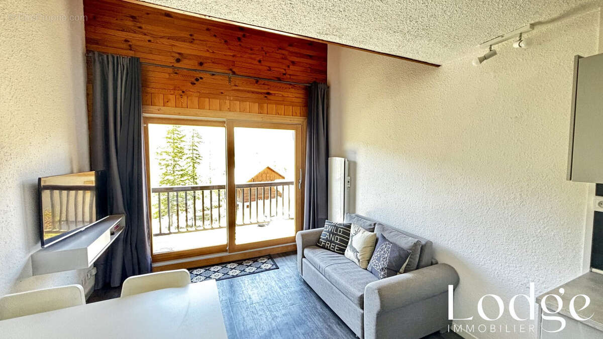 Appartement à PELVOUX