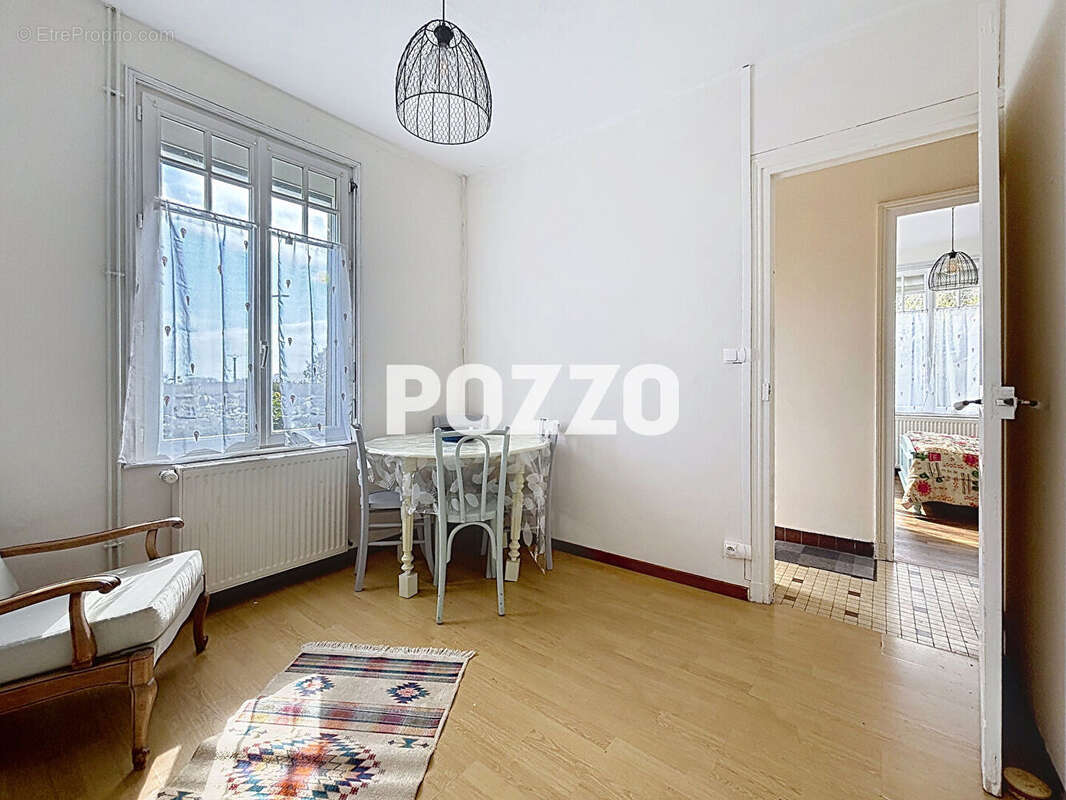 Maison à AGON-COUTAINVILLE