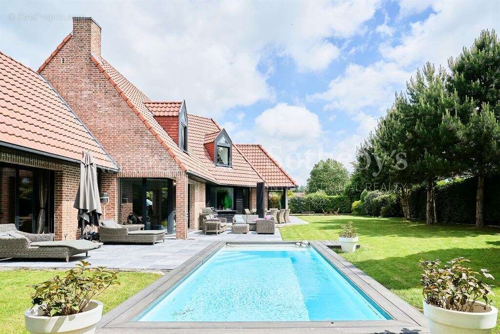 Maison à CAMPHIN-EN-PEVELE