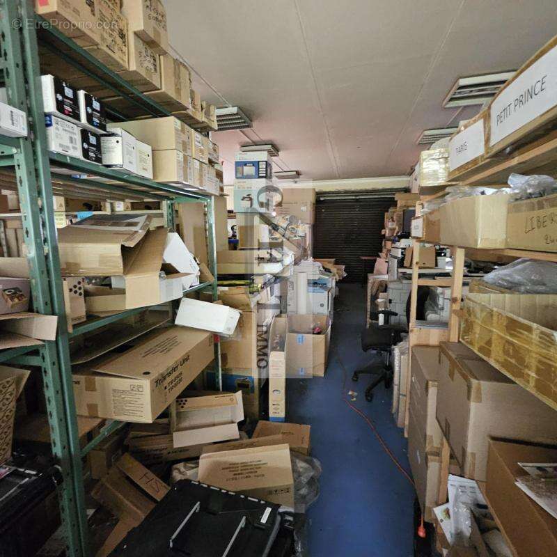 Exclusivite un local d'activite de 350m² / 660 000€ - photo 2