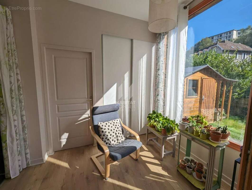 Maison à SAINT-LAURENT-DU-PONT